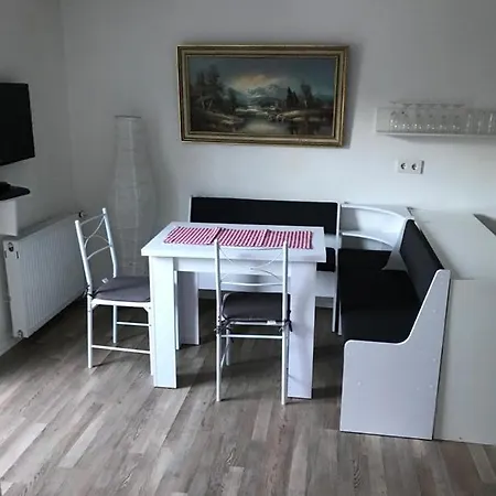 Апартаменты Haus Oberkirchen Naehe Winterberg Skiliftkarussell Шмалленберг