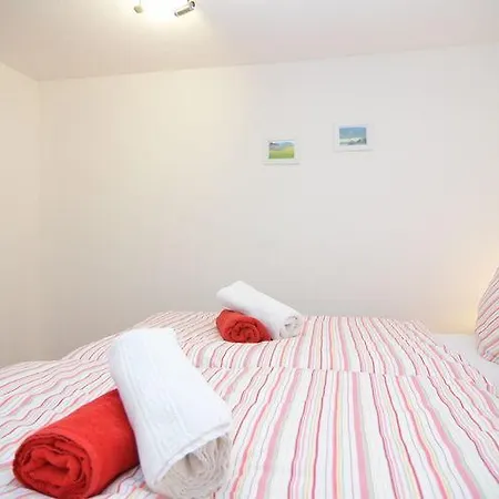 Haus Oberkirchen Naehe Winterberg Skiliftkarussell Шмалленберг