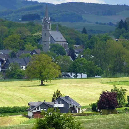 Haus Oberkirchen Naehe Winterberg Skiliftkarussell Апартаменты