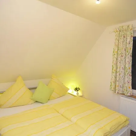 Haus Oberkirchen Naehe Winterberg Skiliftkarussell Апартаменты *