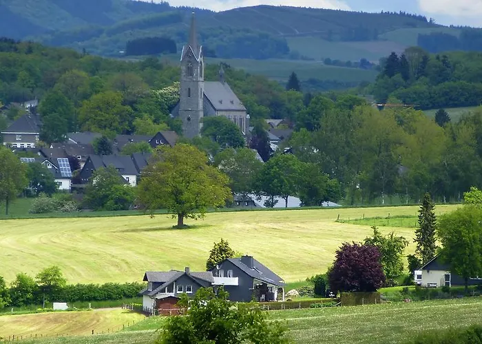 Haus Oberkirchen Naehe Winterberg Bis 20 P Appartement